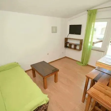 Apartman Ana 아파트 *