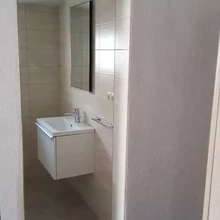 Apartman Ana 아파트 비르